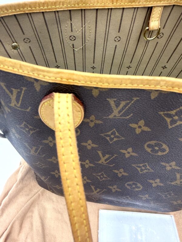 Authentic Louis Vuitton Neverfull MM, Monogram, with LV dustbag included - Image 23