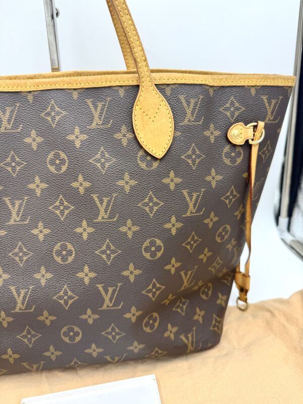 Authentic Louis Vuitton Neverfull MM, Monogram, with LV dustbag included - Image 27