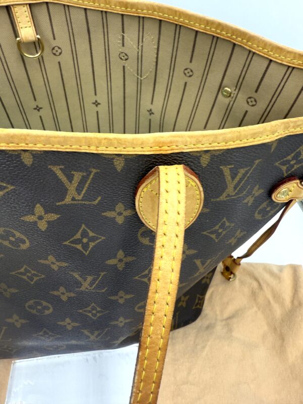 Authentic Louis Vuitton Neverfull MM, Monogram, with LV dustbag included - Image 28