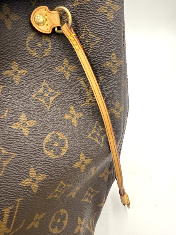 Authentic Louis Vuitton Neverfull MM, Monogram, with LV dustbag included - Image 30
