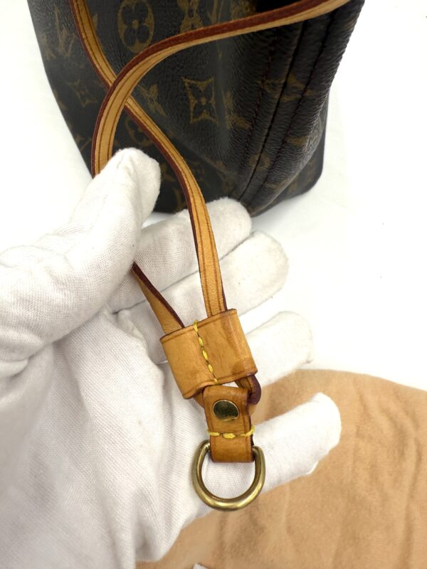 Authentic Louis Vuitton Neverfull MM, Monogram, with LV dustbag included - Image 33