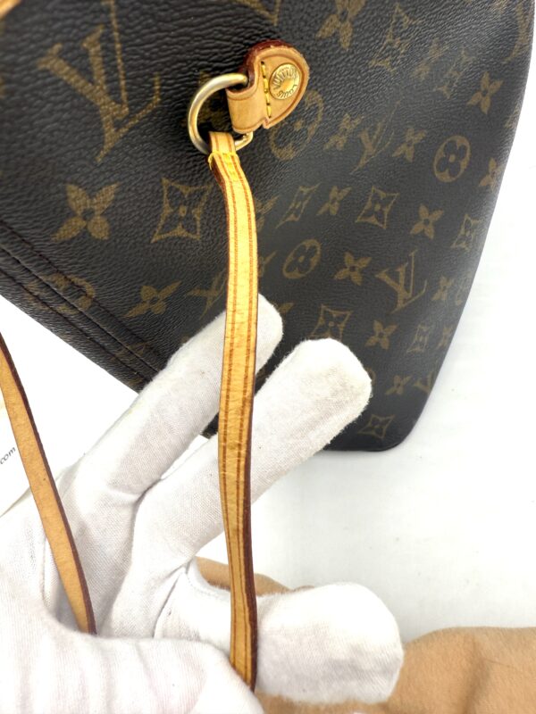 Authentic Louis Vuitton Neverfull MM, Monogram, with LV dustbag included - Image 34