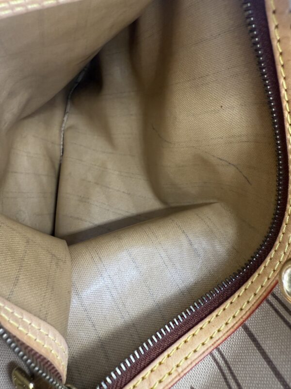 Authentic Louis Vuitton Neverfull MM, Monogram, with LV dustbag included - Image 40
