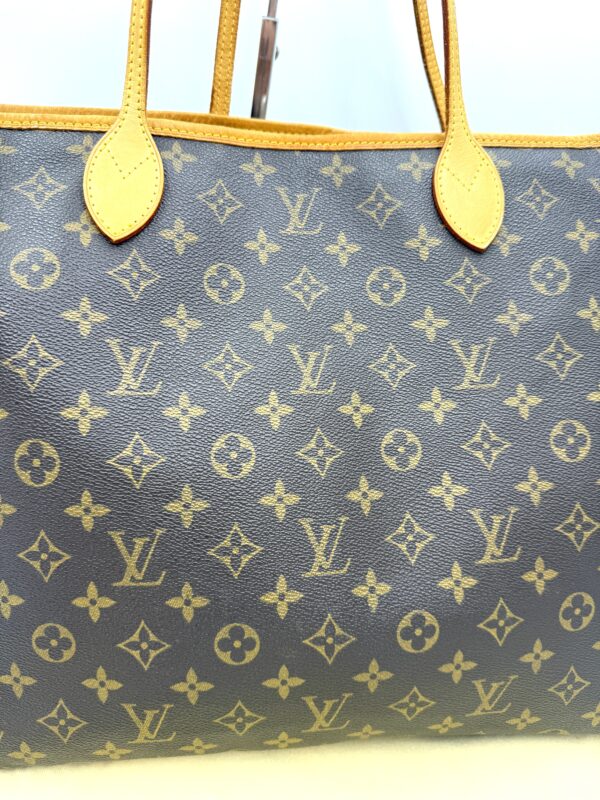 Authentic Louis Vuitton Neverfull GM, monogram, with beige interior, LV dustbag included - Image 9