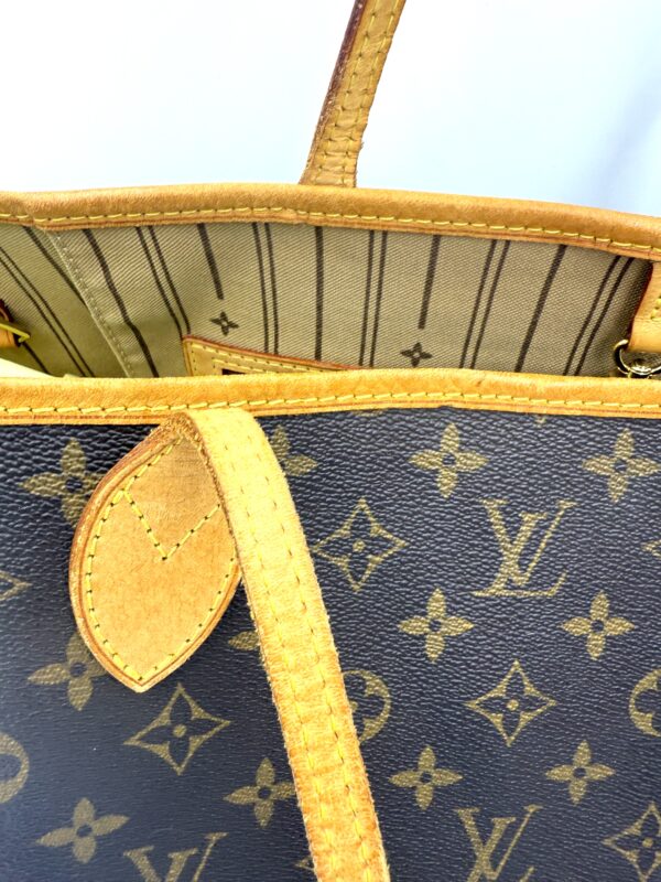Authentic Louis Vuitton Neverfull GM, monogram, with beige interior, LV dustbag included - Image 35