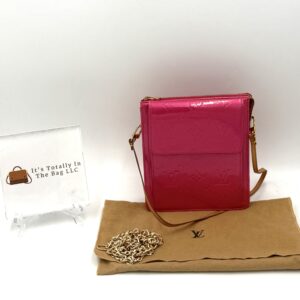 Authentic Louis Vuitton Pink Mott with original strap and generic crossbody chain and dustbag included