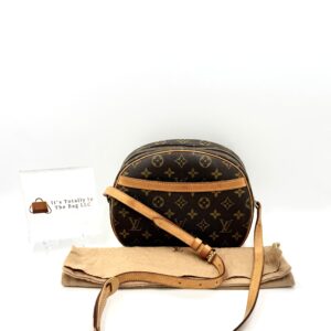 Authentic Louis Vuitton Blois Crossbody with LV dustbag included