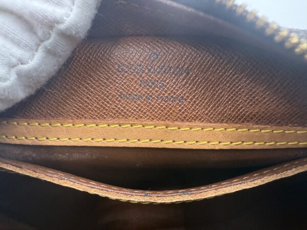 Authentic Louis Vuitton Blois Crossbody with LV dustbag included - Image 22
