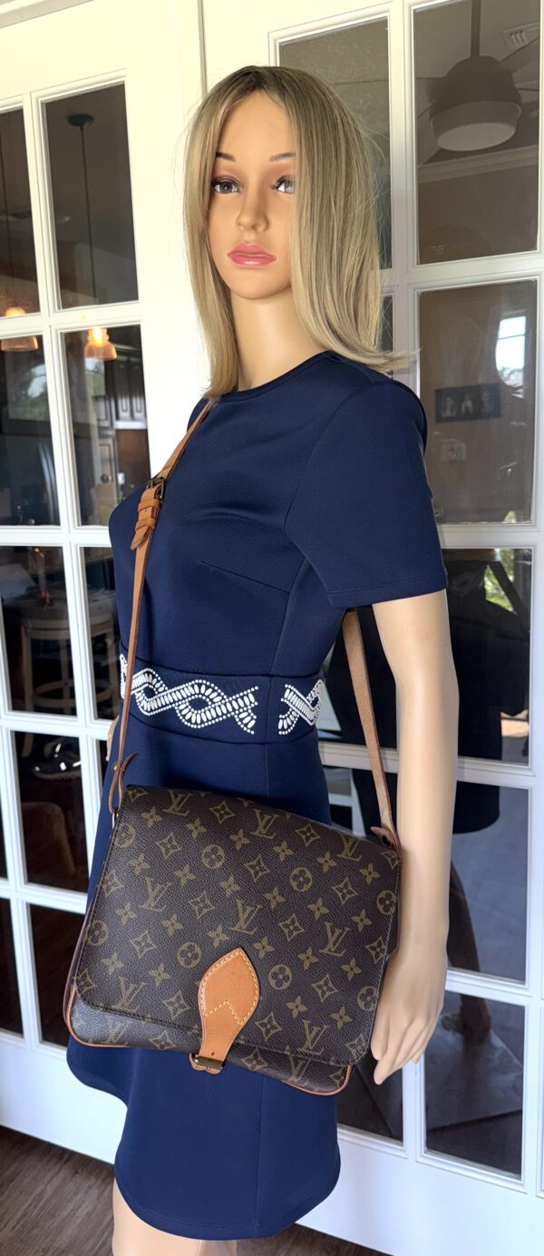 Authentic Louis Vuitton Cartouchiere GM crossbody with LV dustbag included - Image 23