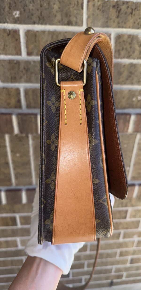Authentic Louis Vuitton Cartouchiere GM crossbody with LV dustbag included - Image 27