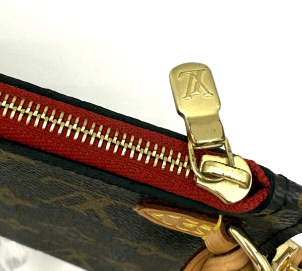 Authentic Louis Vuitton Neverfull Pouch MM/GM, Monogram and cerise red - Image 5