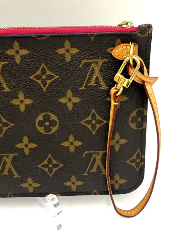 Authentic Louis Vuitton Neverfull MM/GM pouch, monogram, Pivoine - Image 5