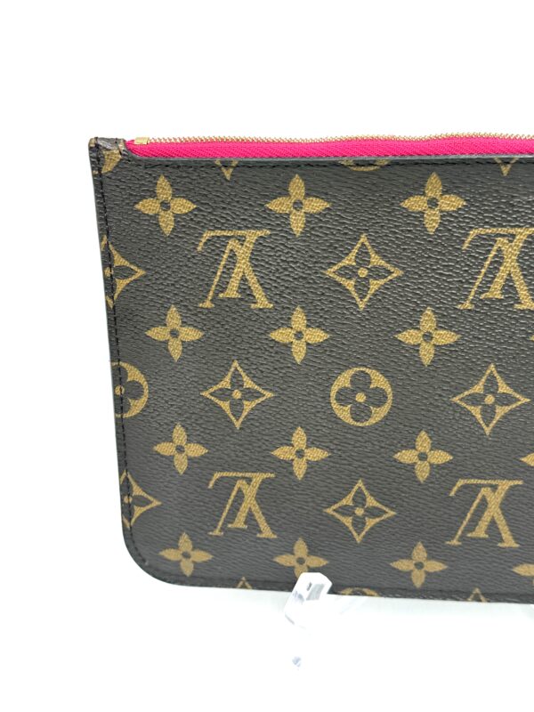 Authentic Louis Vuitton Neverfull MM/GM pouch, monogram, Pivoine - Image 3