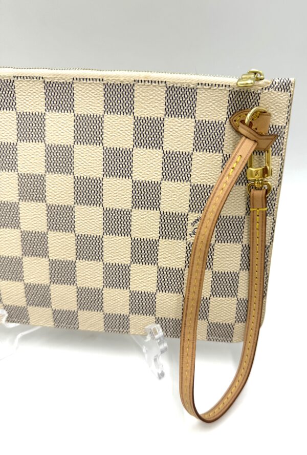 Authentic Louis Vuitton Neverfull MM/GM pouch, Azur/Beige - Image 3