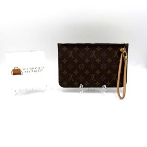 Authentic Louis Vuitton Neverfull MM/GM pouch, Monogram beige