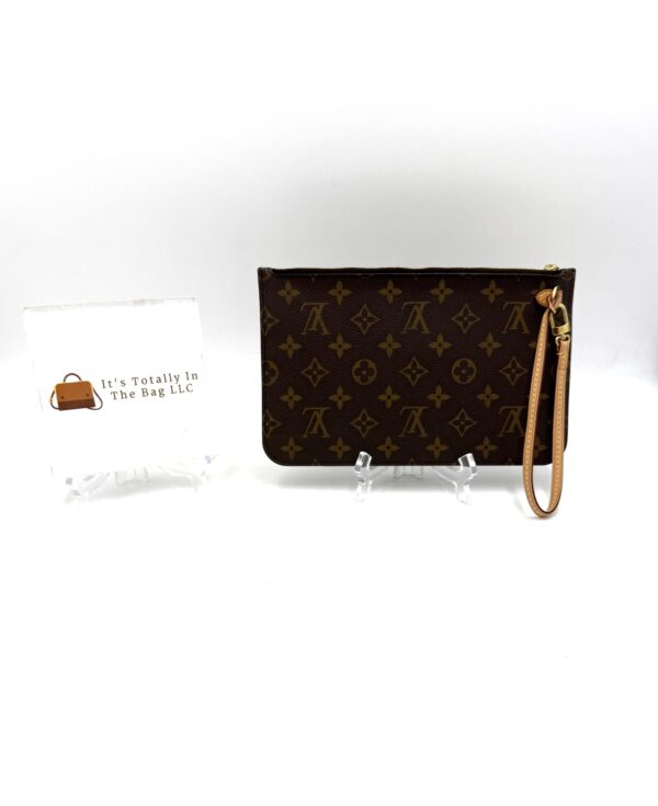 Authentic Louis Vuitton Neverfull MM/GM pouch, Monogram beige