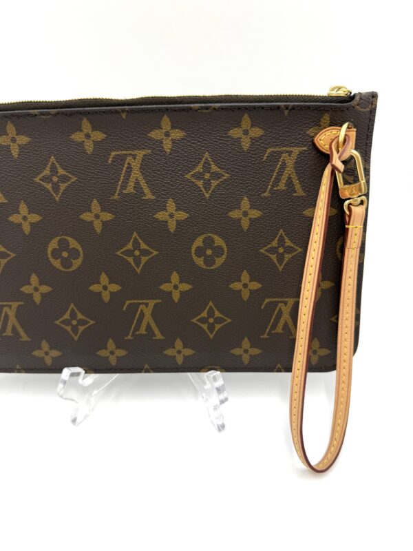 Authentic Louis Vuitton Neverfull MM/GM pouch, Monogram beige - Image 4