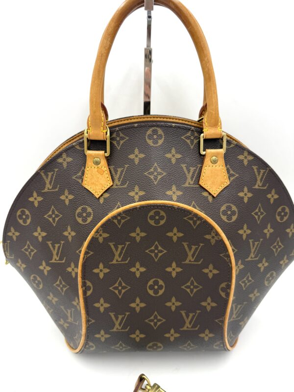 Authentic Louis Vuitton Ellipse MM, with LV strap or gold generic crossbody strap - Image 4