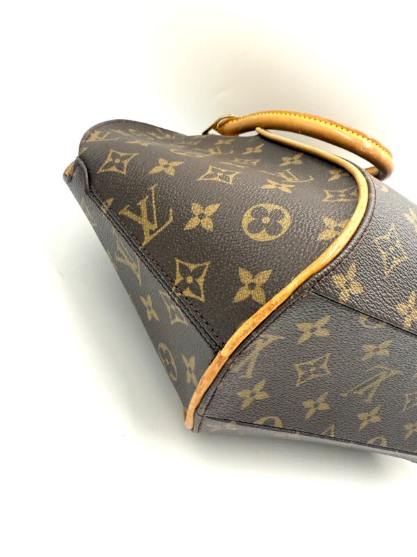 Authentic Louis Vuitton Ellipse MM, with LV strap or gold generic crossbody strap - Image 21