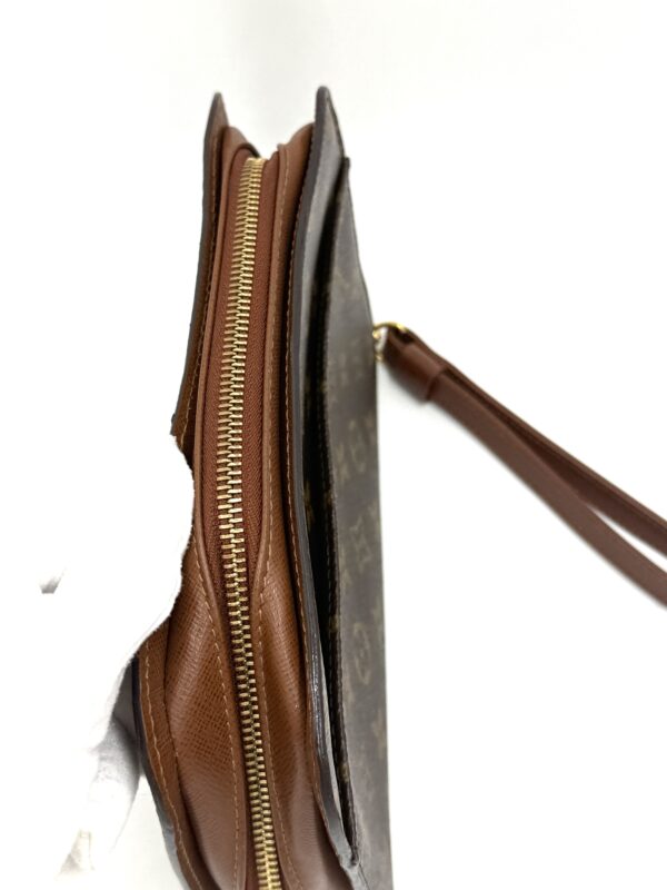 Authentic Louis Vuitton Orsay clutch - Image 4