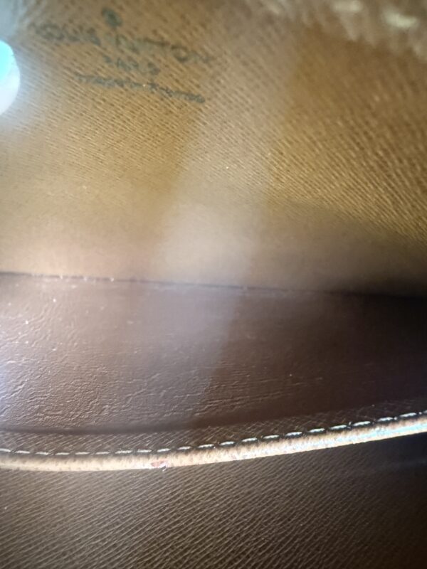 Authentic Louis Vuitton Orsay clutch - Image 15