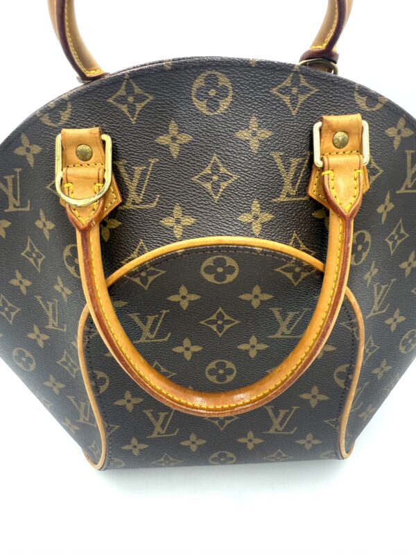 Authentic Louis Vuitton Ellipse MM, with LV strap or gold generic crossbody strap - Image 13