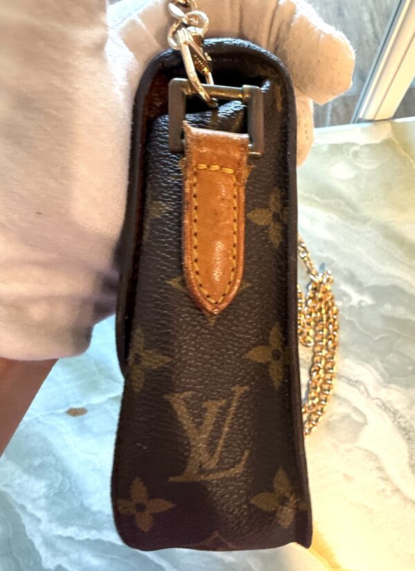Authentic Vintage Louis Vuitton St Cloud PM with original strap removed and generic gold chain crossbody strap included - Image 9