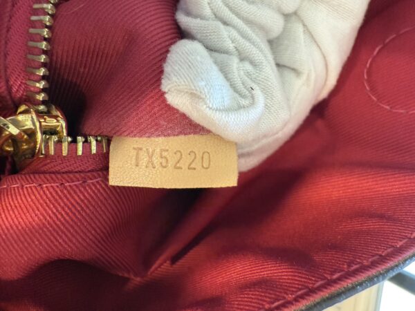 Authentic Louis Vuitton Graceful PM, Pivoine/Monogram, with LV box, LV tag, and LV dud tag included - Image 25