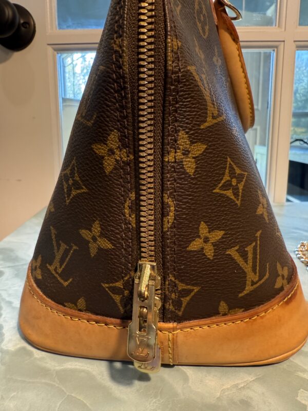 Authentic Louis Vuitton Alma PM with LV lock attached (no key) and generic crossbody chain included - Image 18