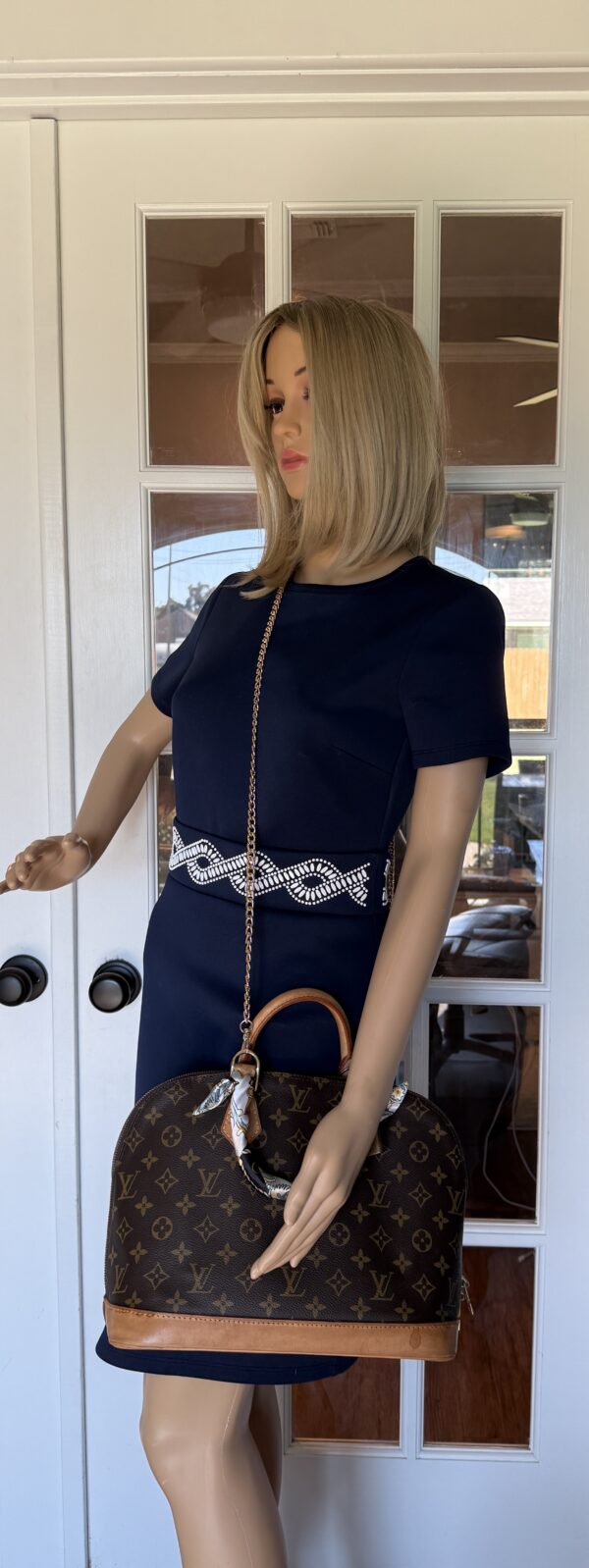 Authentic Louis Vuitton Alma PM with LV lock attached (no key) and generic crossbody chain included - Image 4