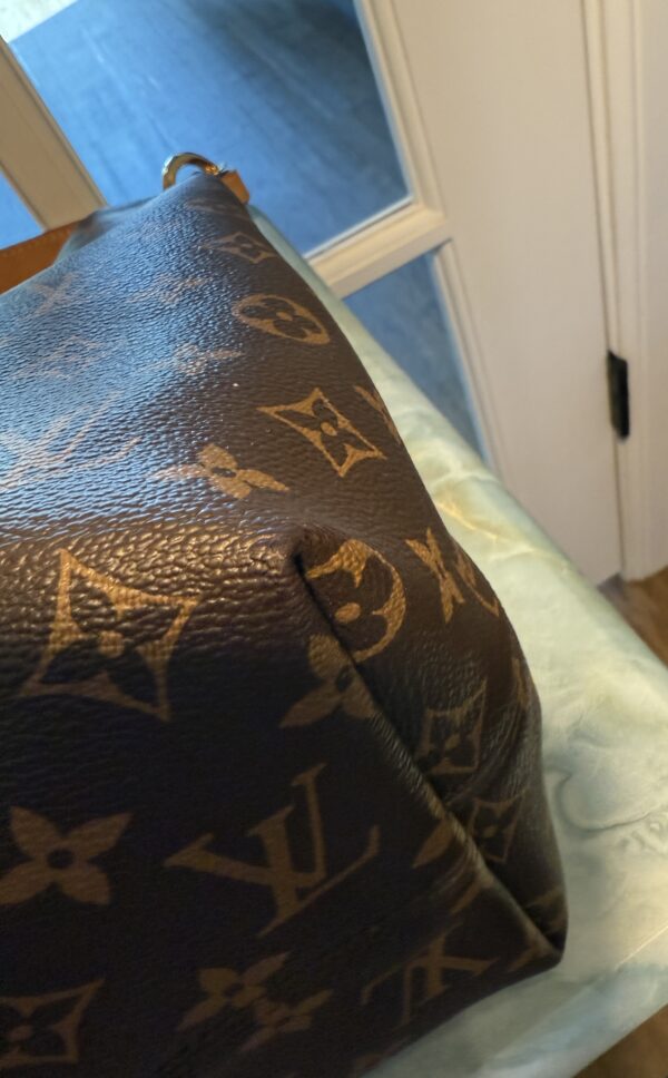 Authentic Louis Vuitton Graceful MM, Peony/Pivoine (choose from drop down for bag bundle only or to add generic crossbody strap) - Image 26
