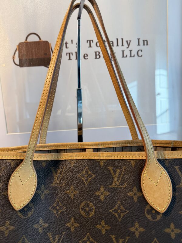 Authentic Louis Vuitton Neverfull MM, Monogram Beige with LV dustbag included - Image 9