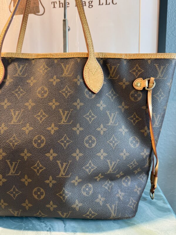 Authentic Louis Vuitton Neverfull MM, Monogram Beige with LV dustbag included - Image 13