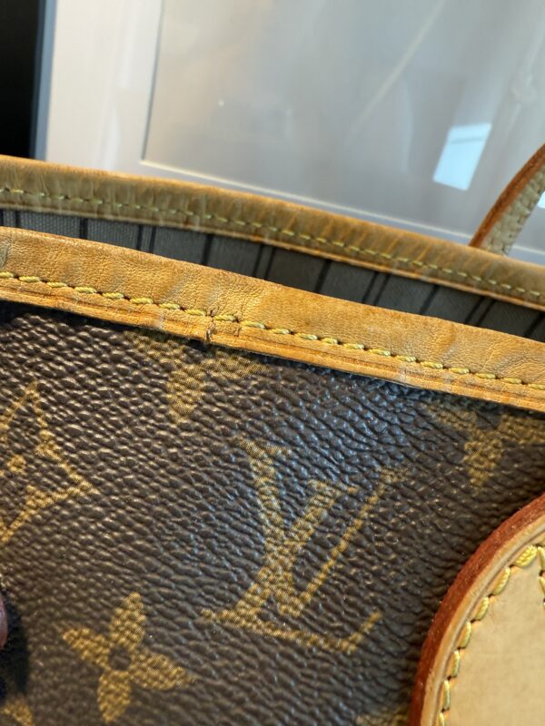 Authentic Louis Vuitton Neverfull MM, Monogram Beige with LV dustbag included - Image 17