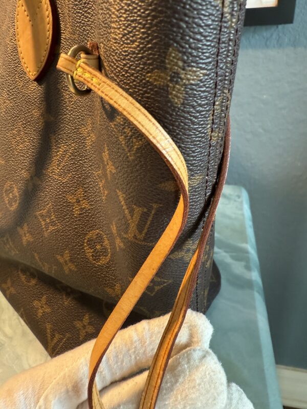 Authentic Louis Vuitton Neverfull MM, Monogram Beige with LV dustbag included - Image 19