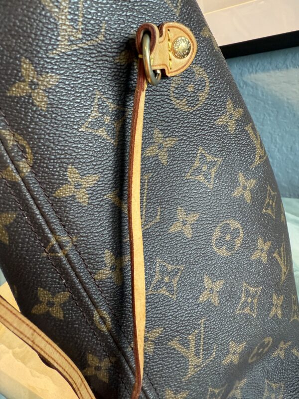 Authentic Louis Vuitton Neverfull MM, Monogram Beige with LV dustbag included - Image 20