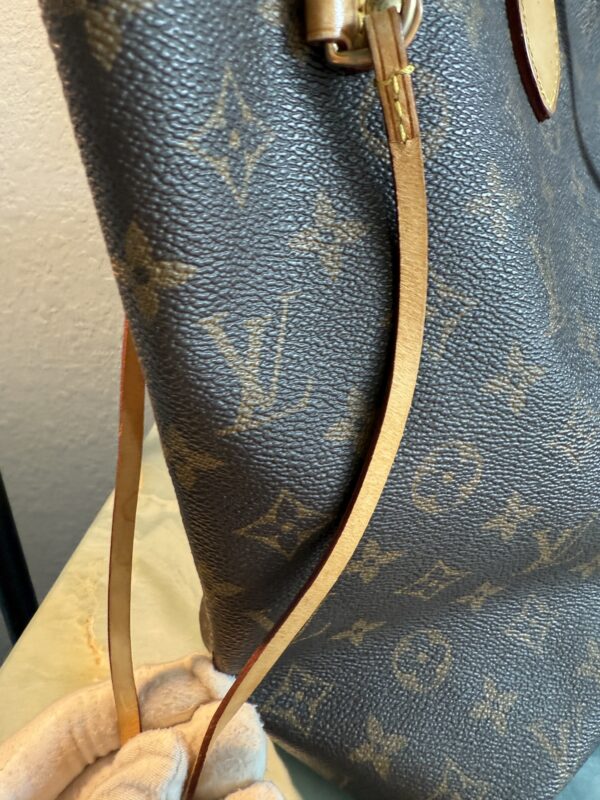 Authentic Louis Vuitton Neverfull MM, Monogram Beige with LV dustbag included - Image 23