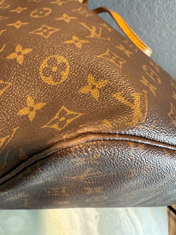 Authentic Louis Vuitton Neverfull MM, Monogram Beige with LV dustbag included - Image 28