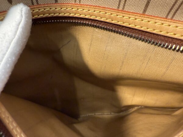 Authentic Louis Vuitton Neverfull MM, Monogram Beige with LV dustbag included - Image 35