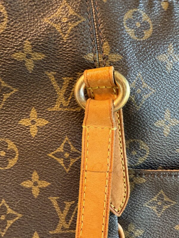 Authentic Louis Vuitton Totally GM - Image 11