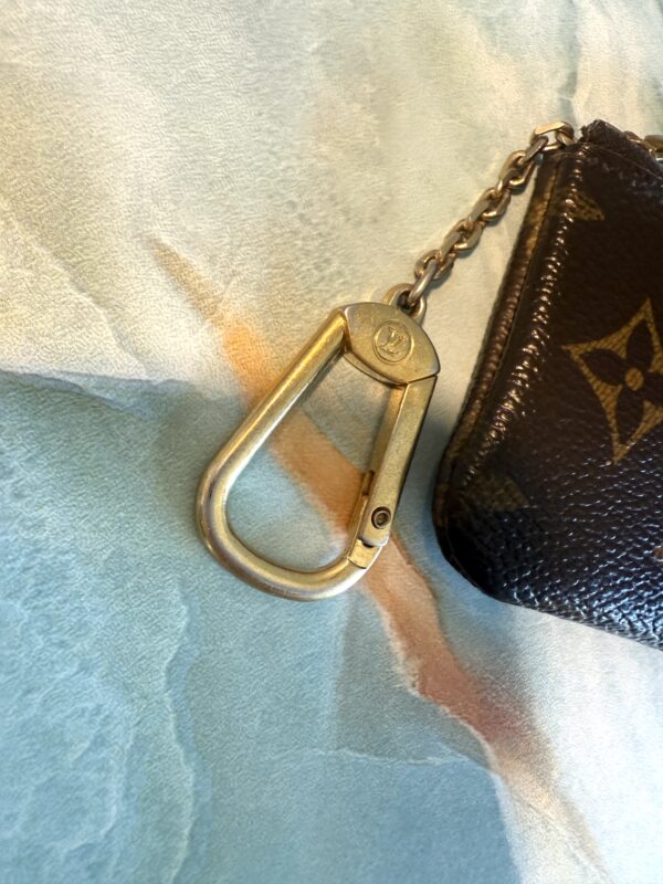 Authentic Louis Vuitton Key Cles Pouch - Image 4