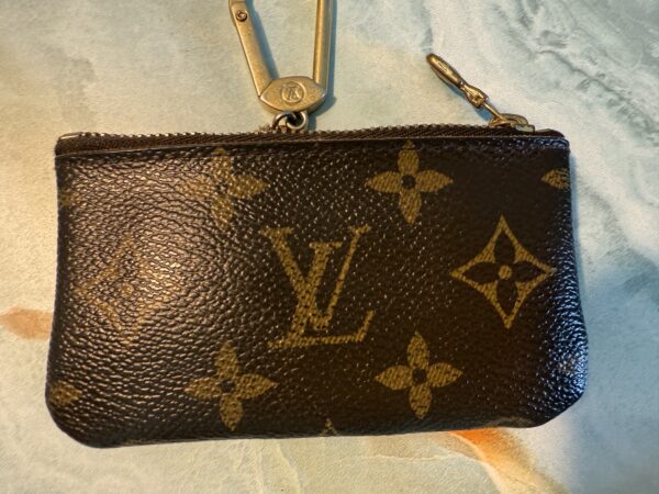 Authentic Louis Vuitton Key Cles Pouch - Image 18