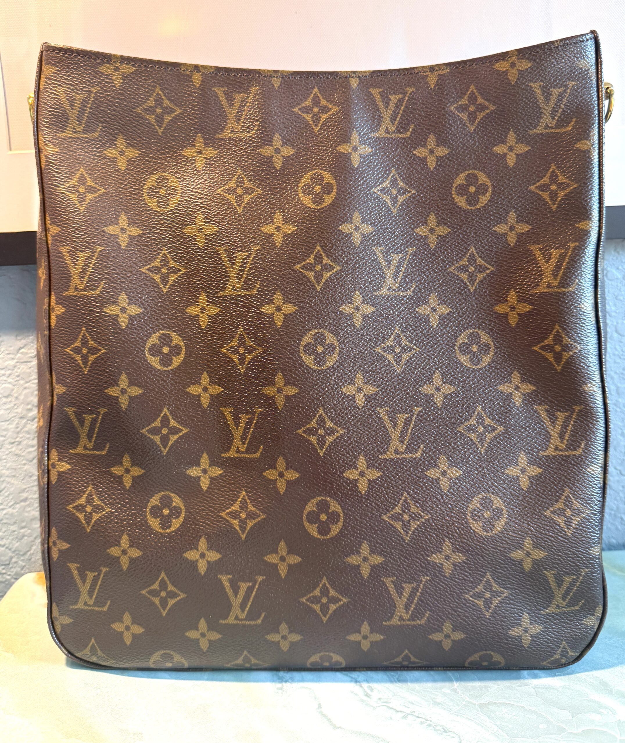 Authentic Louis Vuitton Looping GM, converted to crossbody, choose your own generic strap, original strap included (unattached) - Image 13