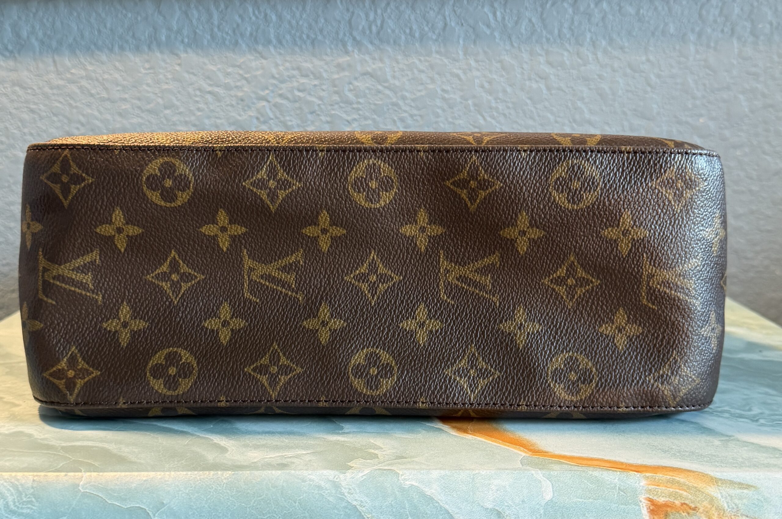 Authentic Louis Vuitton Looping GM, converted to crossbody, choose your own generic strap, original strap included (unattached) - Image 19