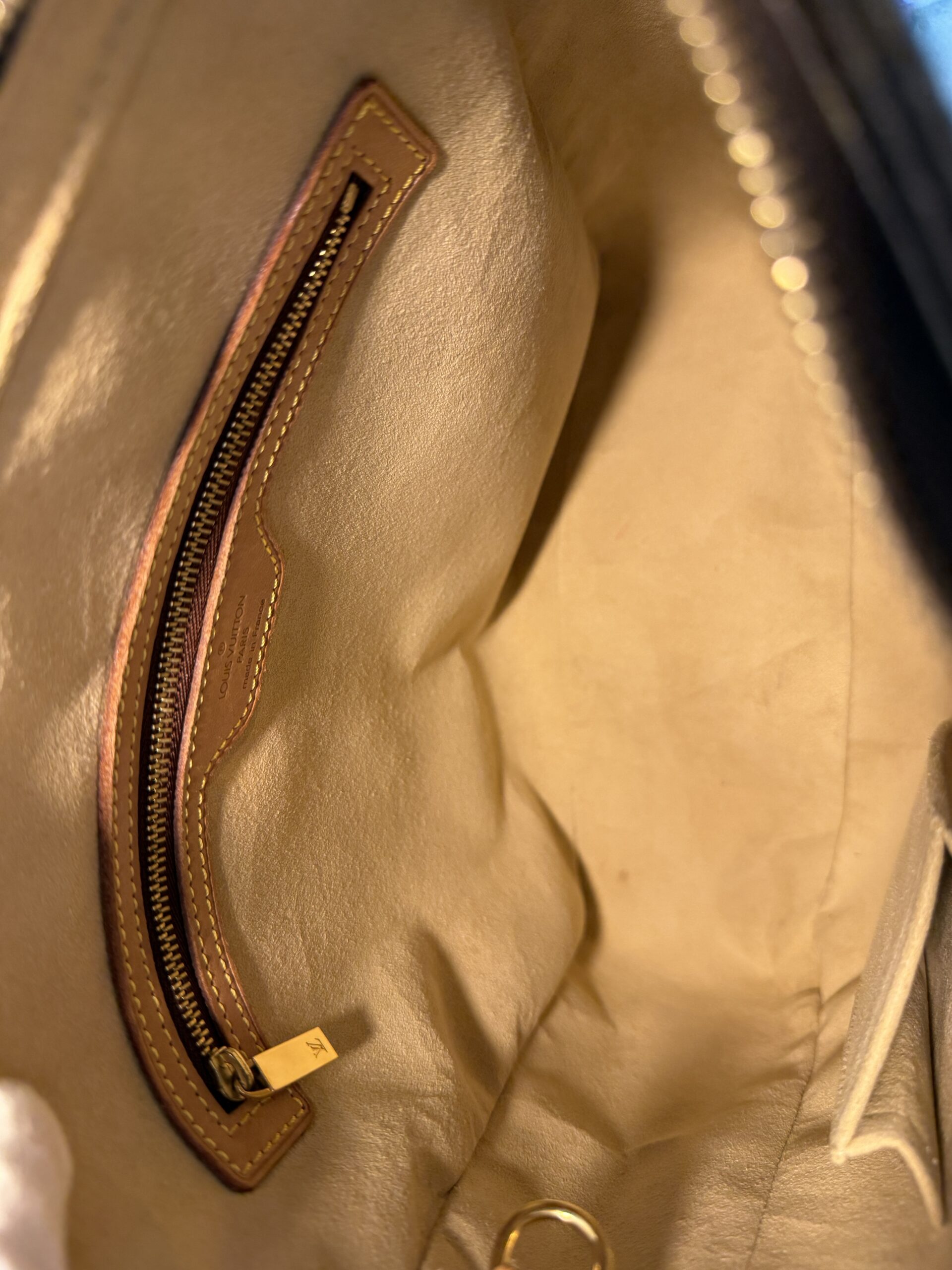 Authentic Louis Vuitton Looping GM, converted to crossbody, choose your own generic strap, original strap included (unattached) - Image 23