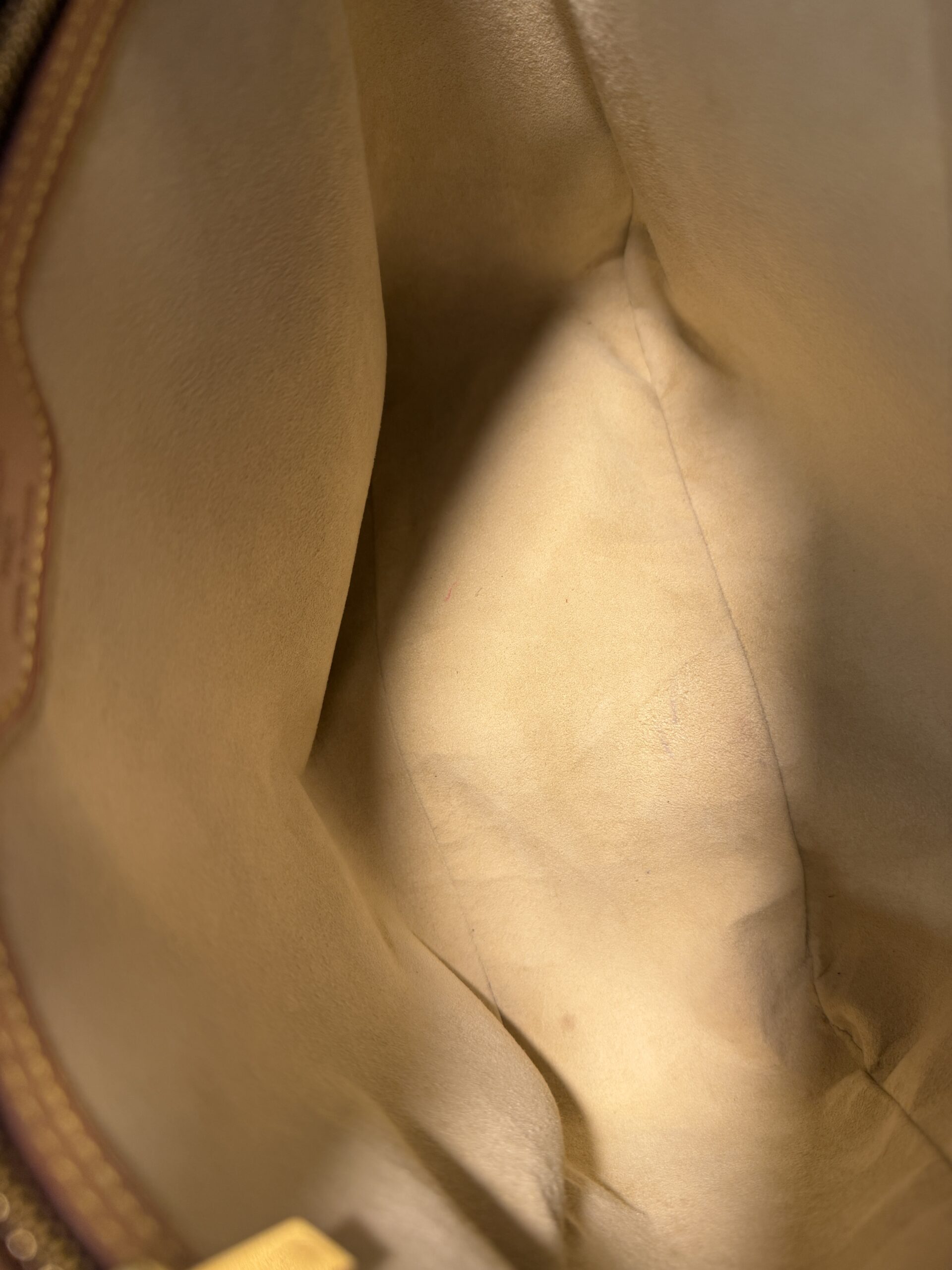 Authentic Louis Vuitton Looping GM, converted to crossbody, choose your own generic strap, original strap included (unattached) - Image 24