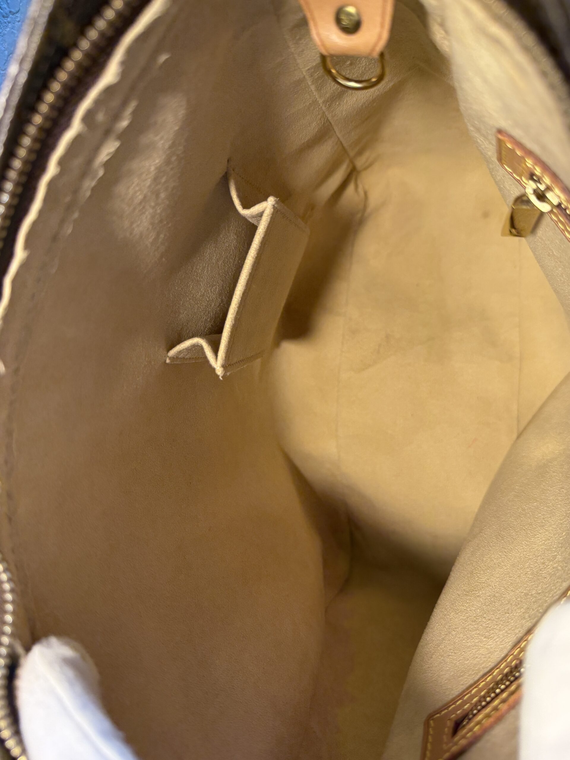 Authentic Louis Vuitton Looping GM, converted to crossbody, choose your own generic strap, original strap included (unattached) - Image 26