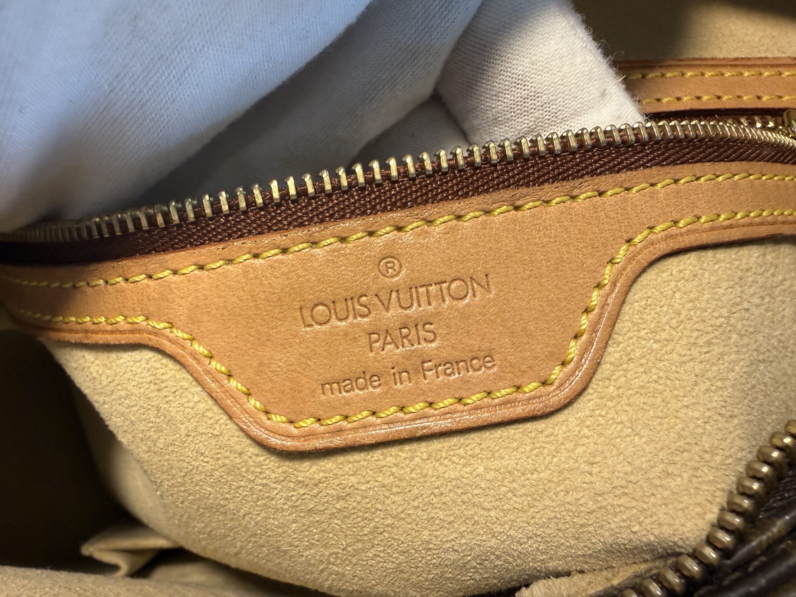 Authentic Louis Vuitton Looping GM, converted to crossbody, choose your own generic strap, original strap included (unattached) - Image 29