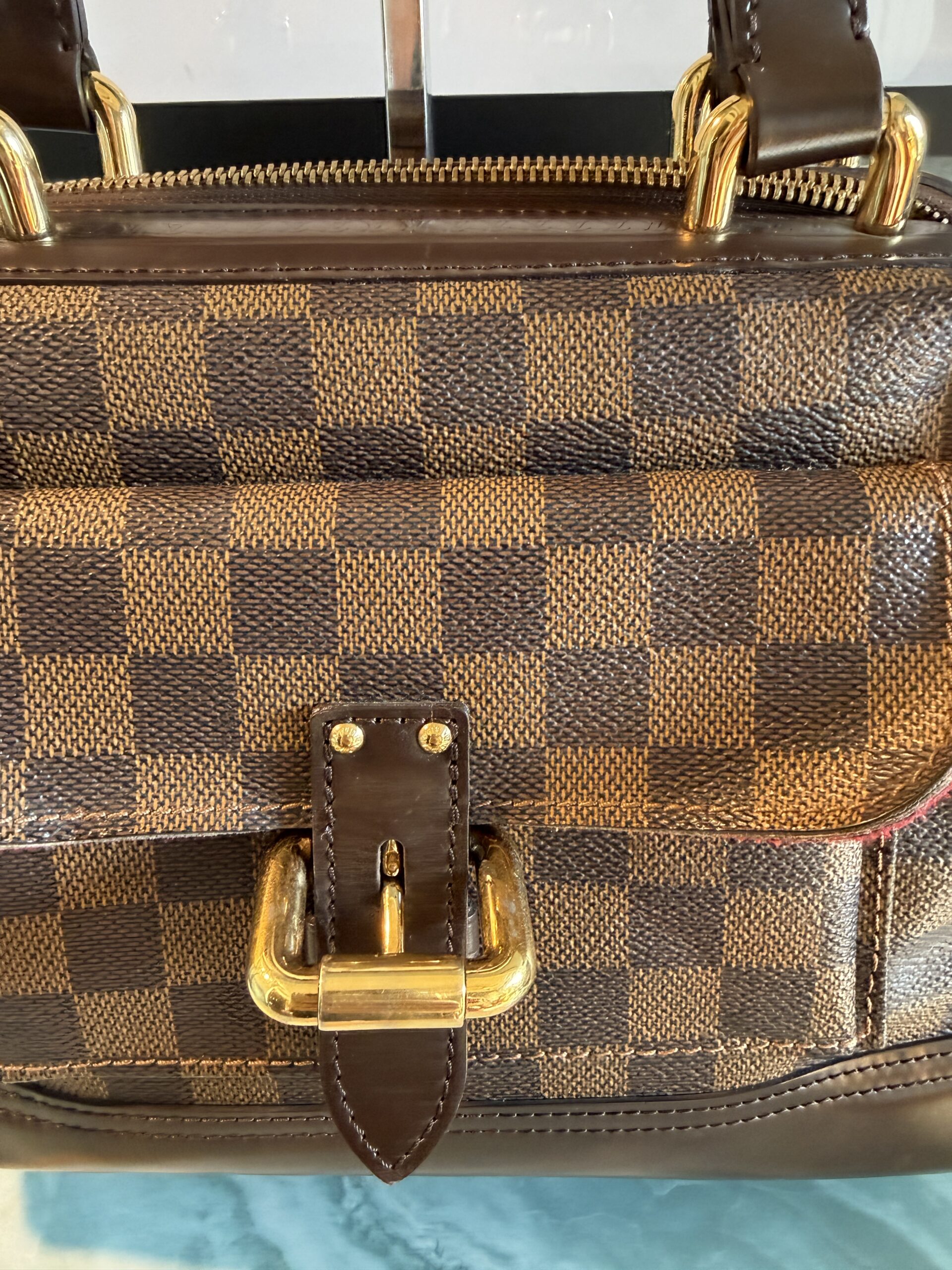 Authentic Louis Vuitton Knightsbridge with LV dustbag included - Image 6