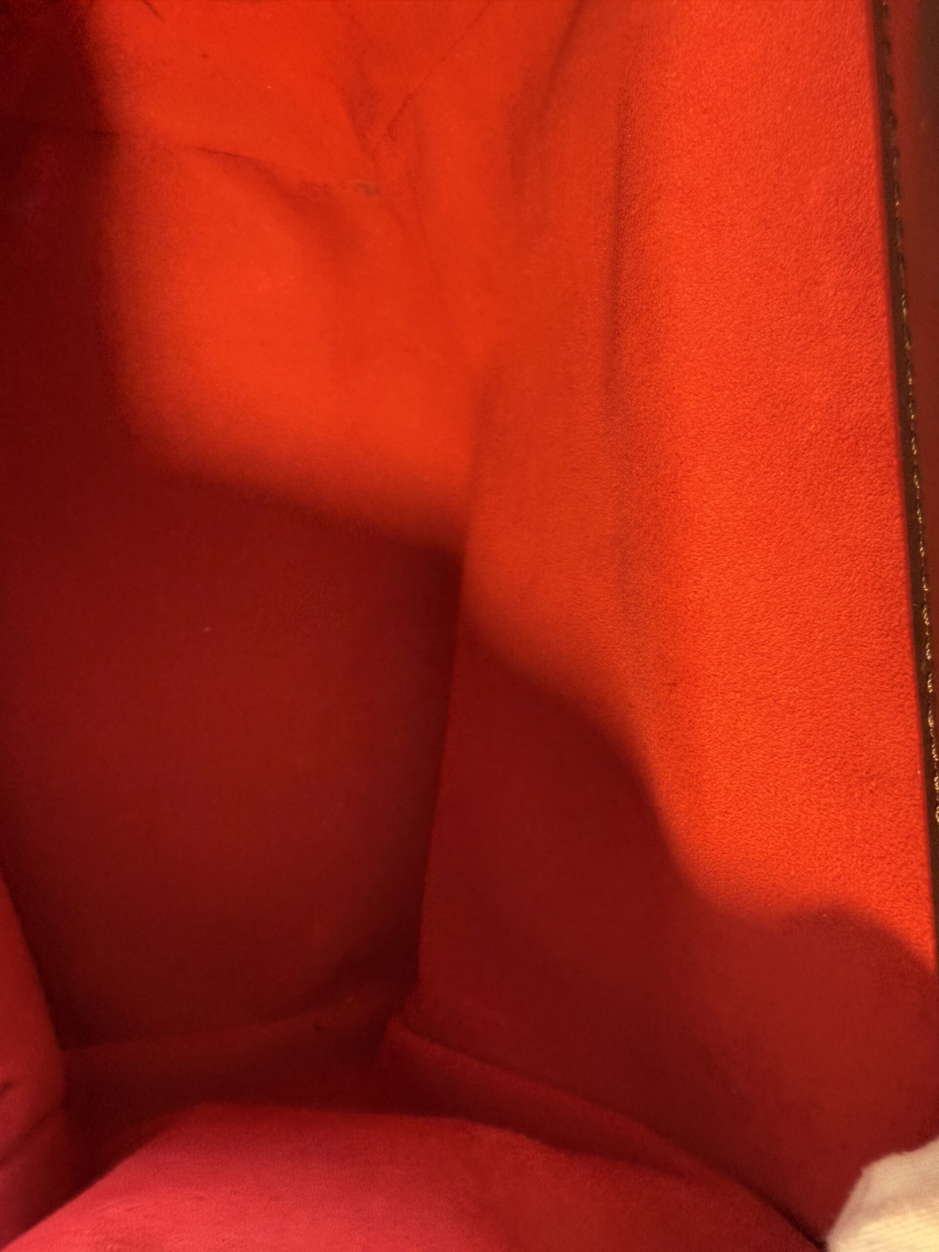 Authentic Louis Vuitton Knightsbridge with LV dustbag included - Image 29